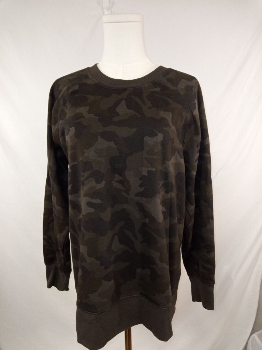 Style & Co. Women's Camouflage Brown/Green Sweatshirt Sz M